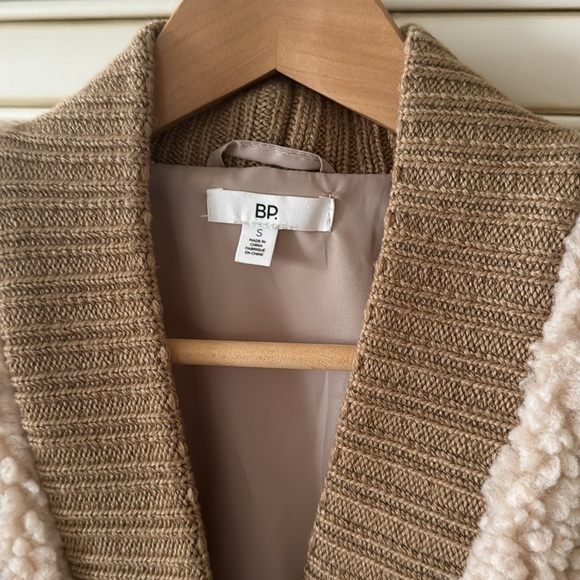 Teddy oversized jacket, size S. - Picture 2 of 5